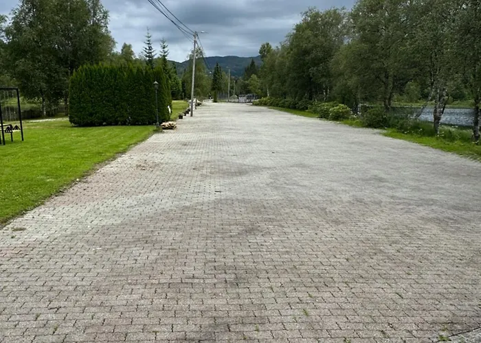 Svanetangen Ferie Og Fritid Hostel *