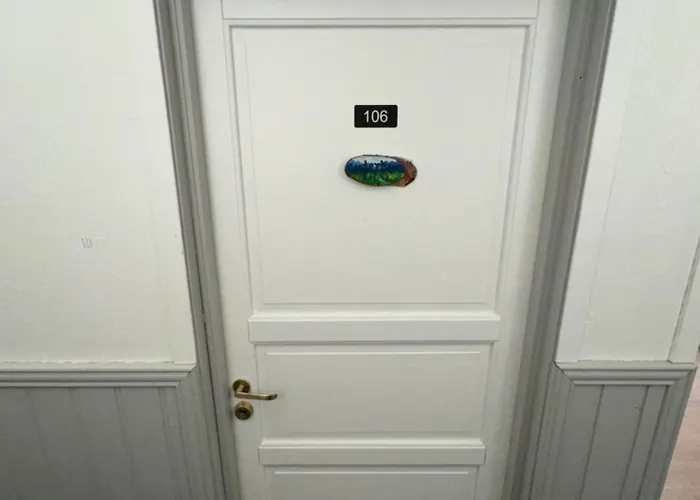 Svanetangen Ferie Og Fritid Hostel *